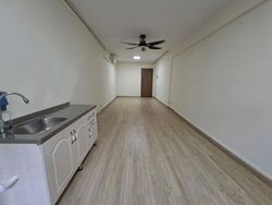 Blk 127 Ang Mo Kio Avenue 3 (Ang Mo Kio), HDB Executive #570672971